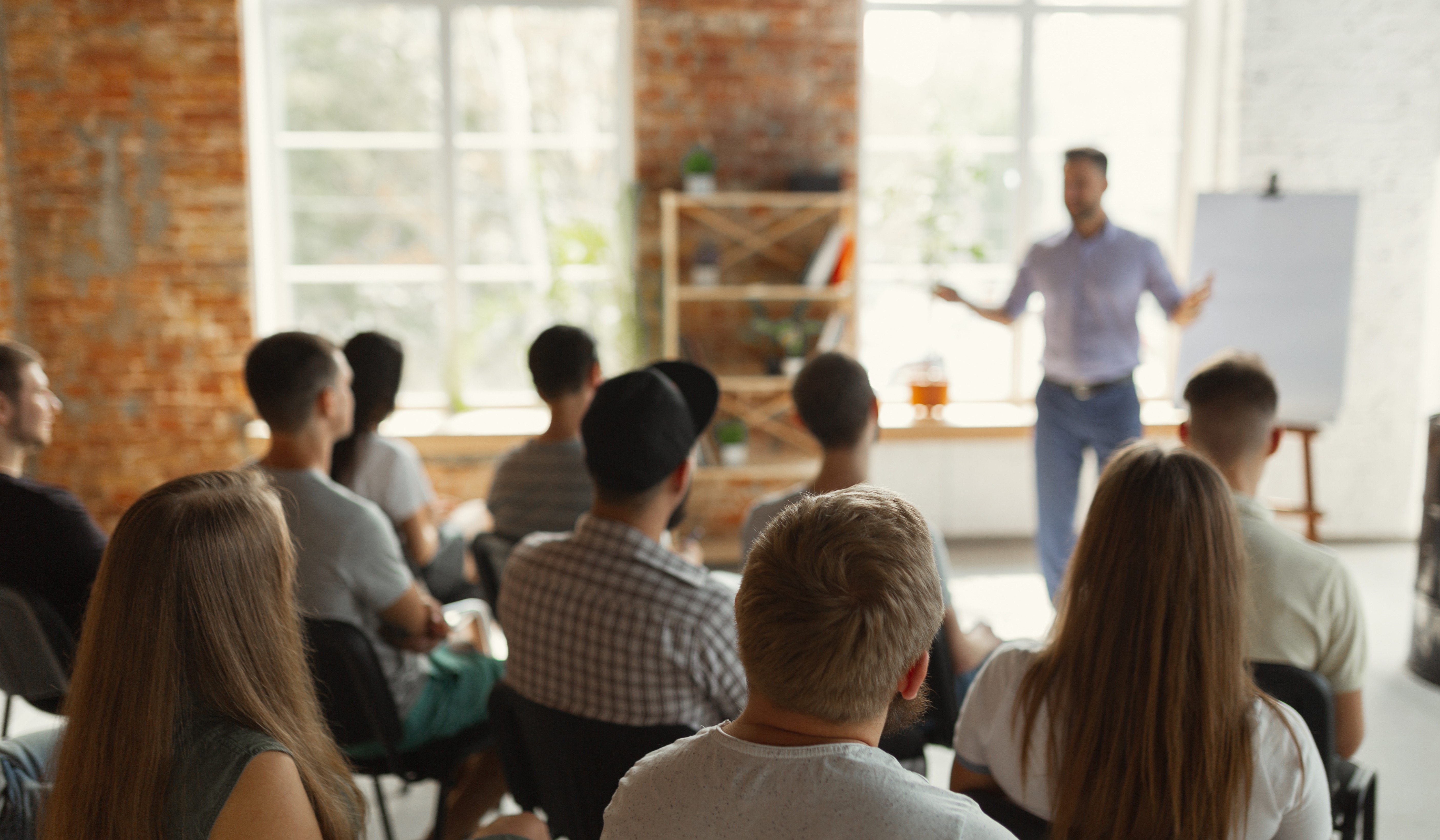 Onsite Forklift Training vs. Offsite: Which Is Right for Your Team?